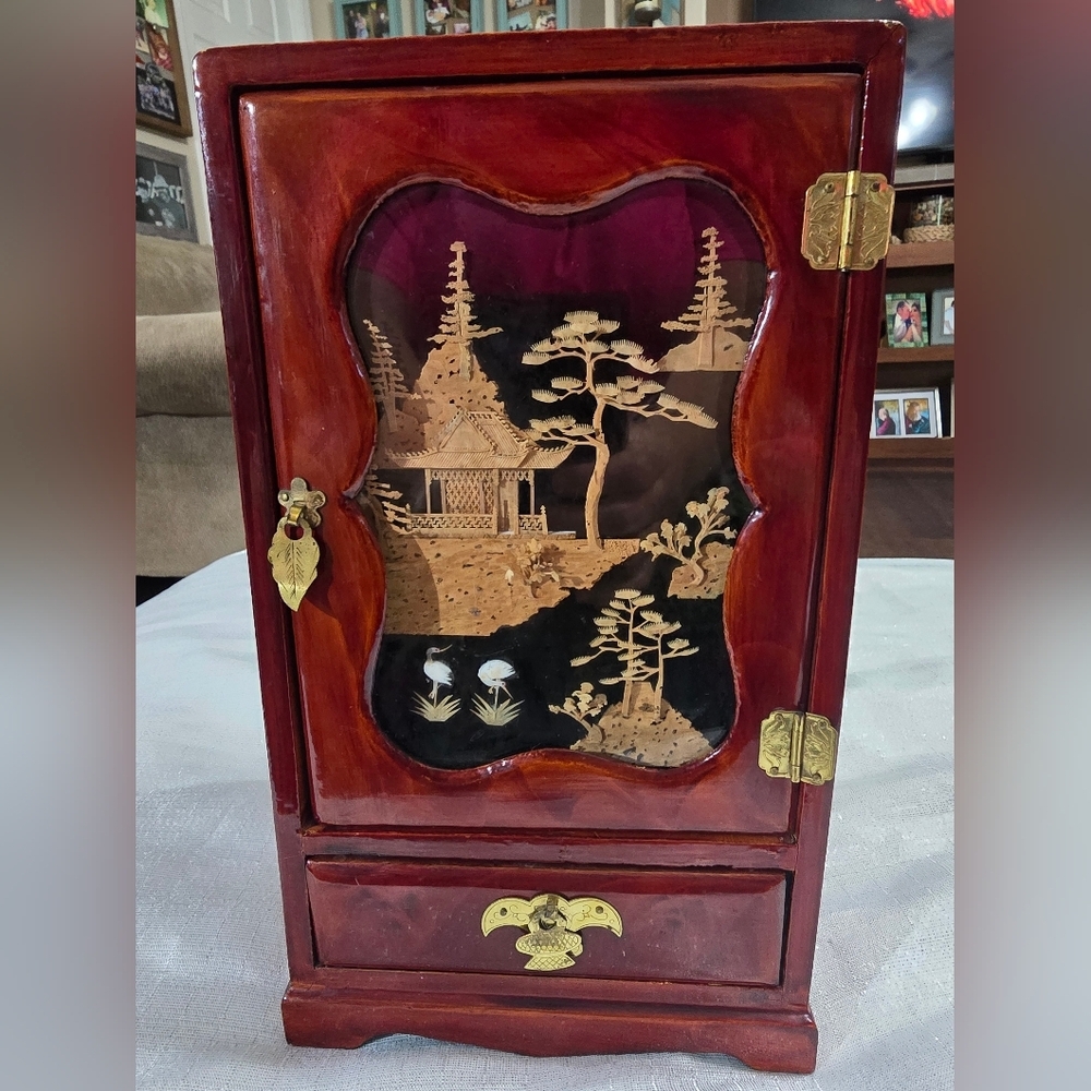 Vintage Asian San-You Cork Carving Landscape Laquered Wooden Jewerly Music Box